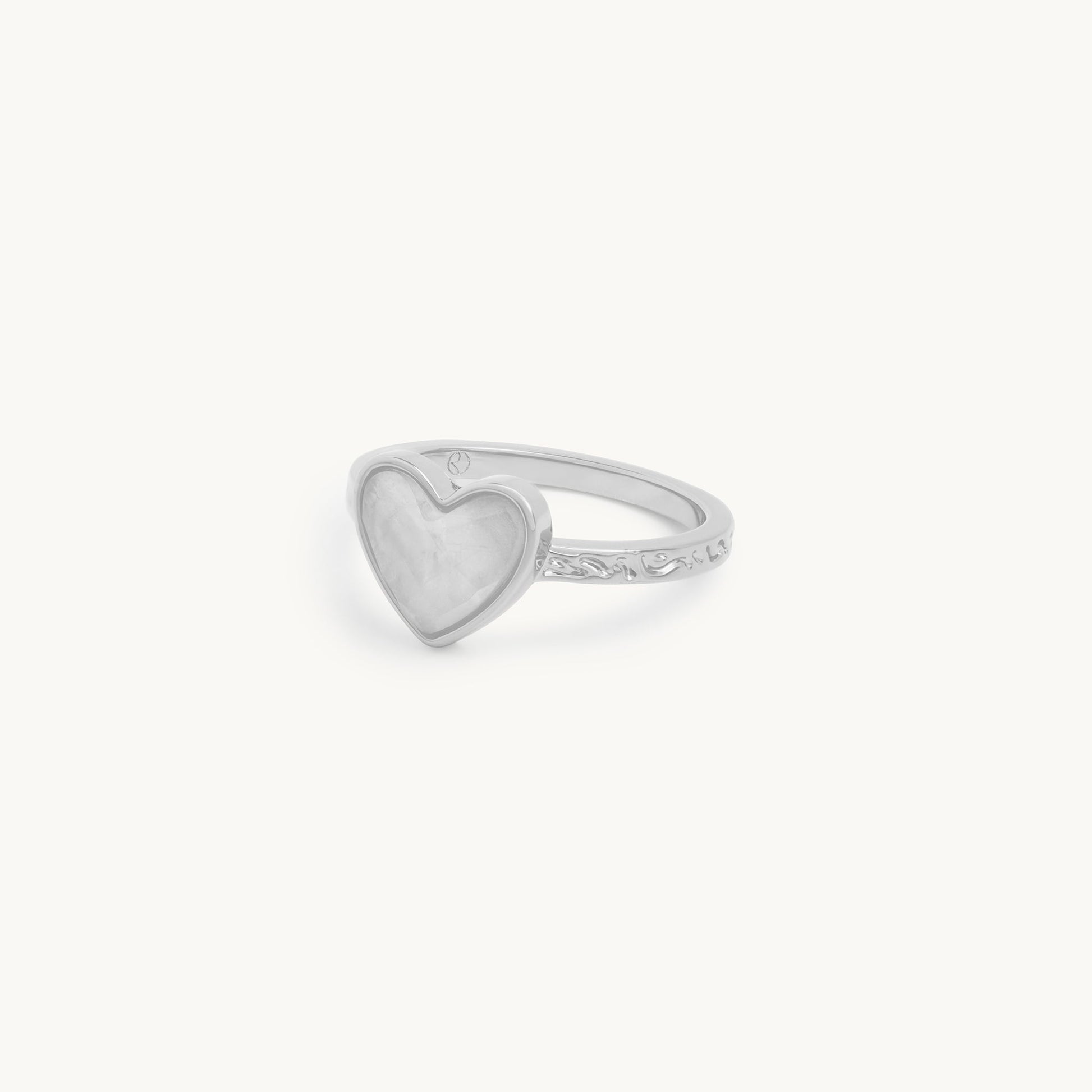 AMORE Ring-4